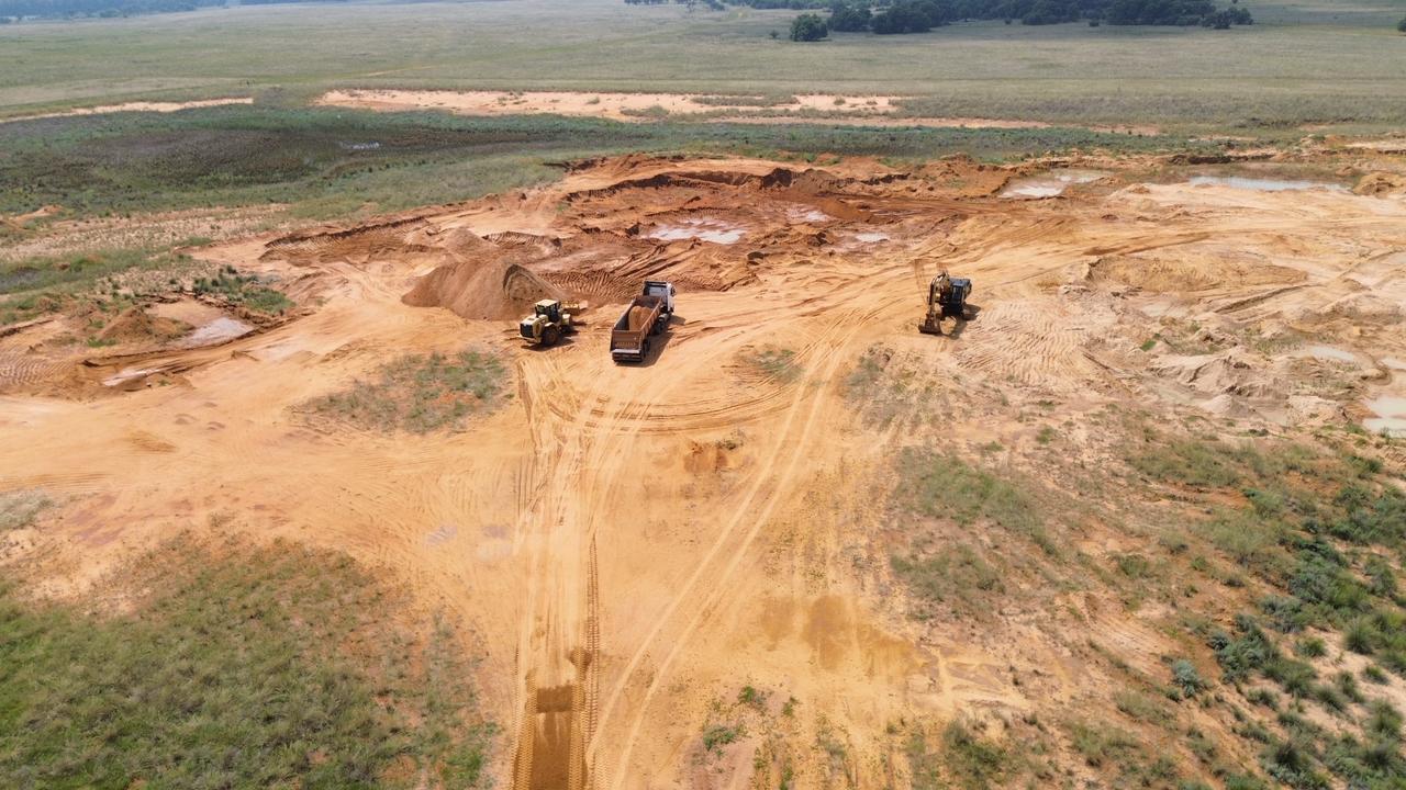 Silica sand grading and dispatch